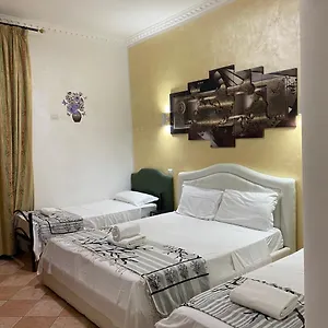 2* Maison d'hôtes Aquarium Termini